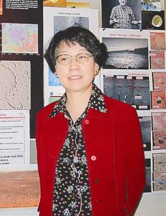 科技时代_NASA华裔女科学家:我把伏羲的名字刻在火星